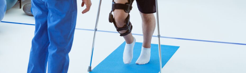 personal injury victim doing physical therapy