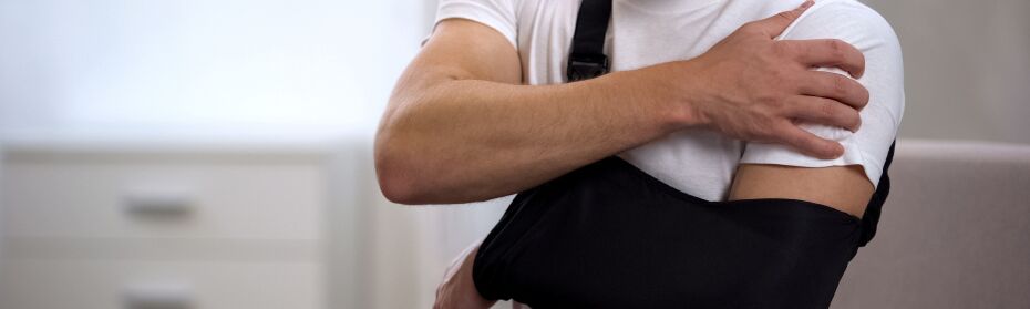 personal injury victim with arm injury